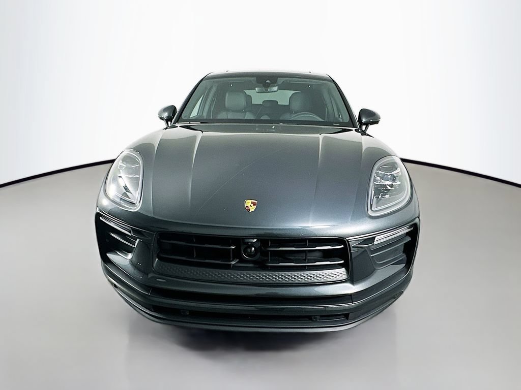 New 2025 Porsche Macan AWD/4WD image 6