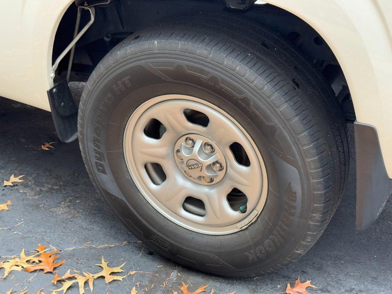 Used 2022 Nissan Frontier S w/ Technology Package image 5