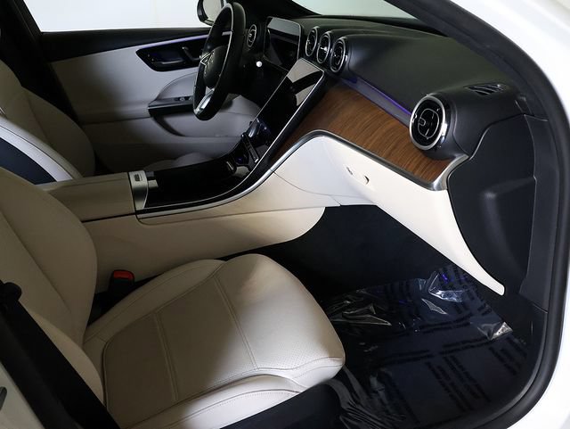 Used 2025 Mercedes-Benz C 300 4MATIC Sedan image 32