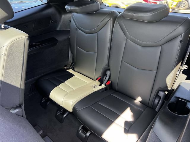 Certified 2024 Cadillac XT6 Luxury AWD/4WD image 13