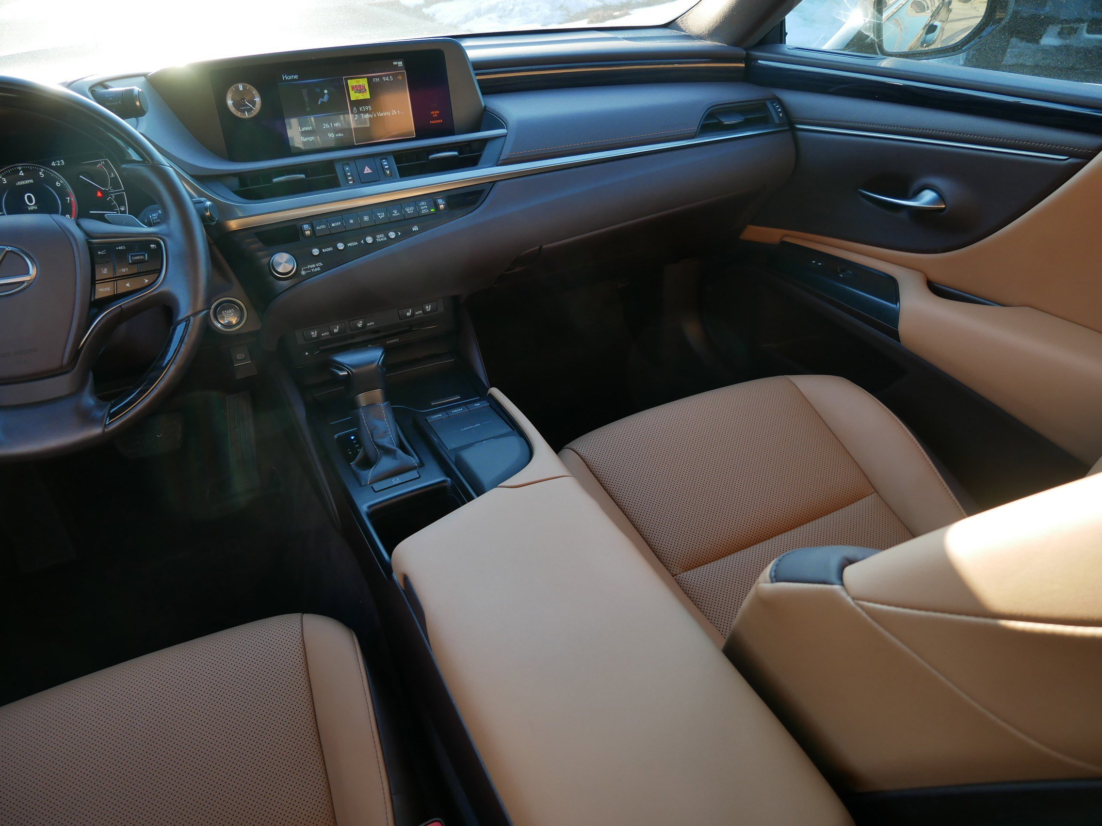 Used 2021 Lexus ES 250 w/ Premium Package image 11