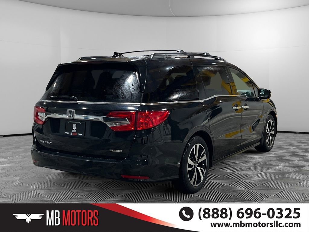 Used 2019 Honda Odyssey Touring image 3