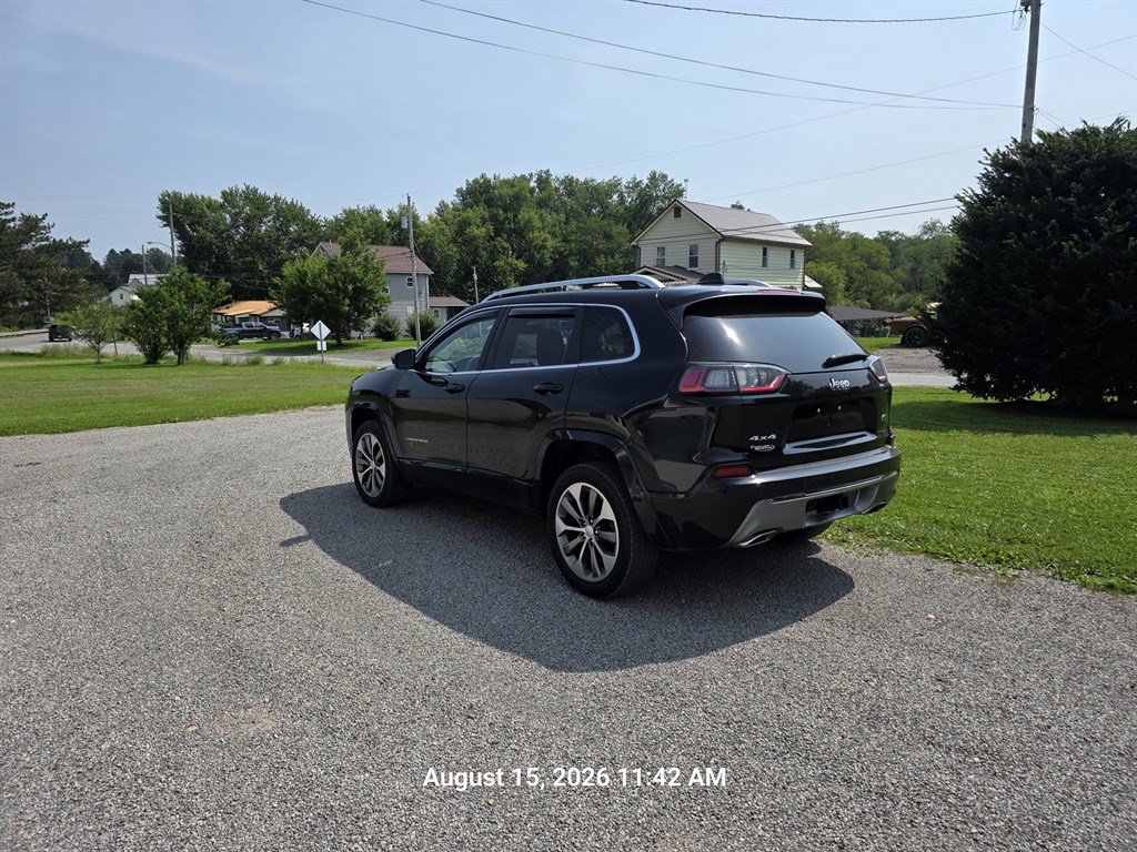 Used 2019 Jeep Cherokee Overland w/ Technology Group AWD/4WD image 4
