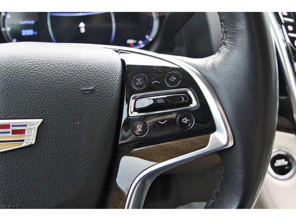 Used 2020 Cadillac Escalade Luxury RWD image 21