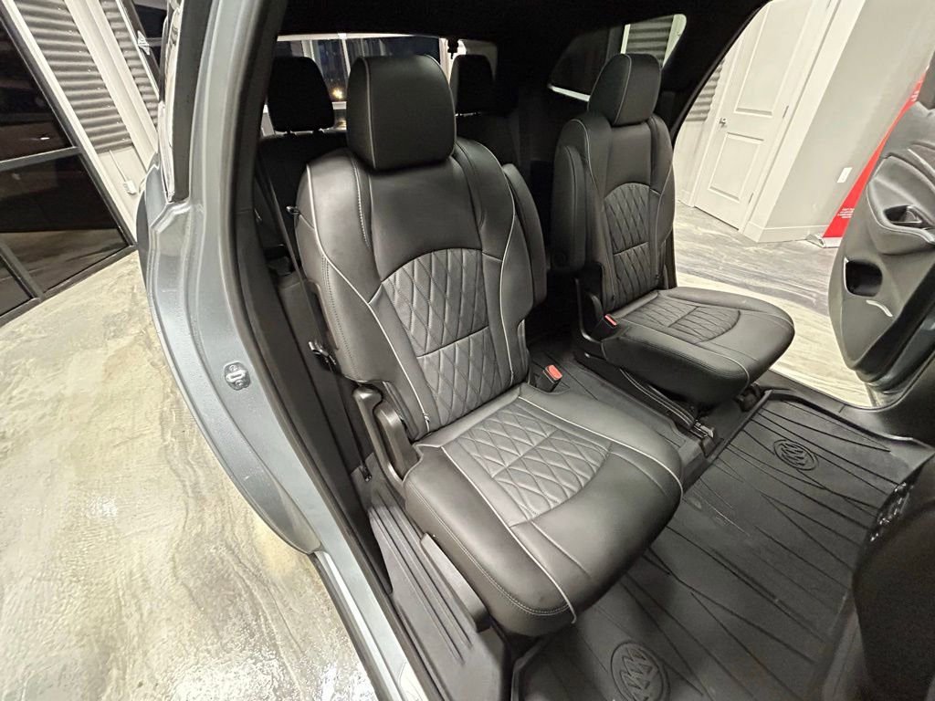 Used 2023 Buick Enclave Avenir w/ Avenir Technology Package image 6