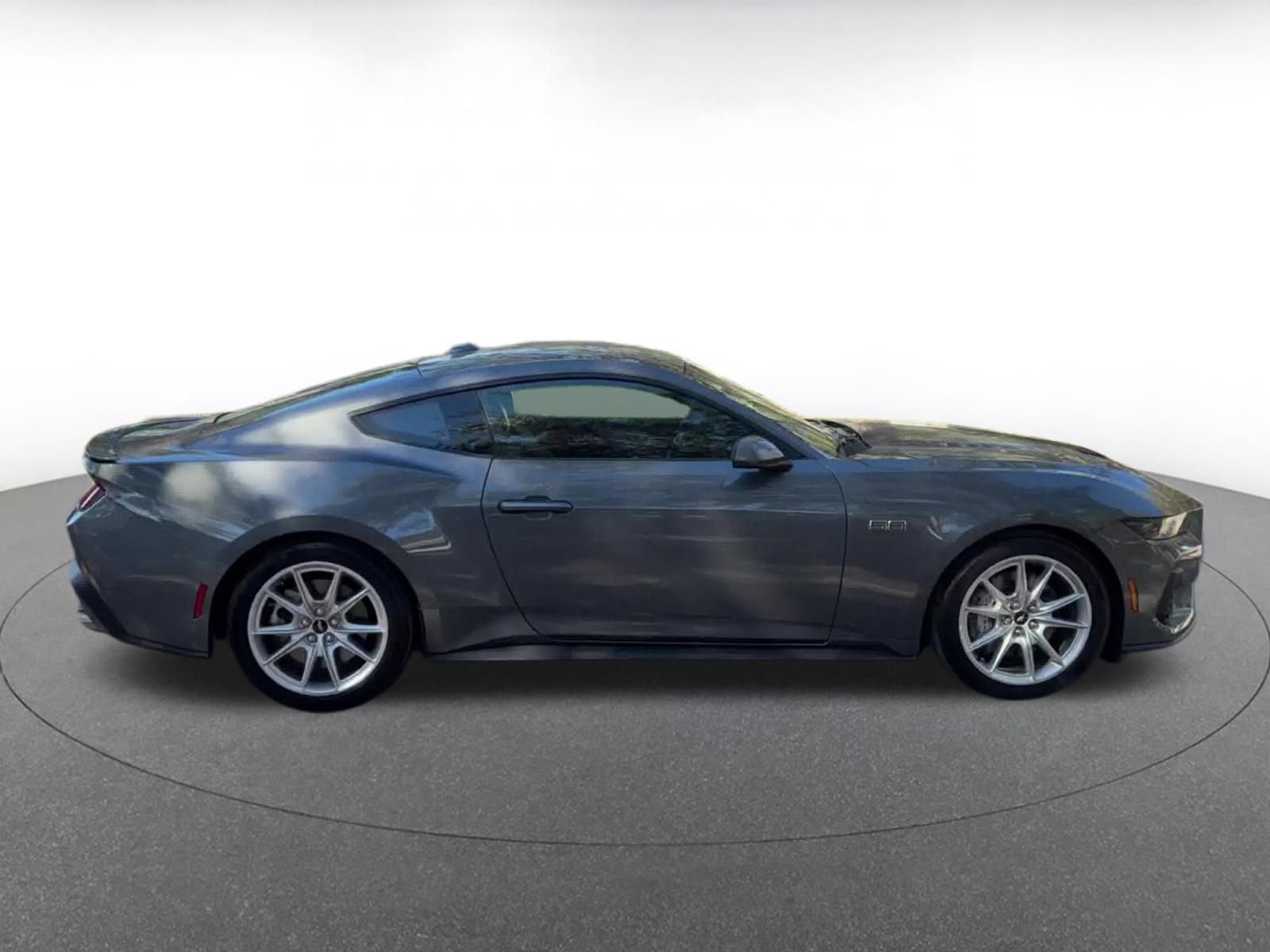 Used 2025 Ford Mustang GT Premium image 16