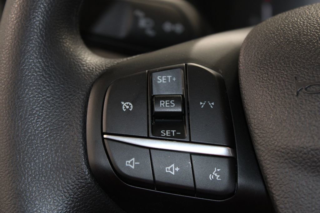 Used 2025 Ford Escape Active AWD/4WD image 37