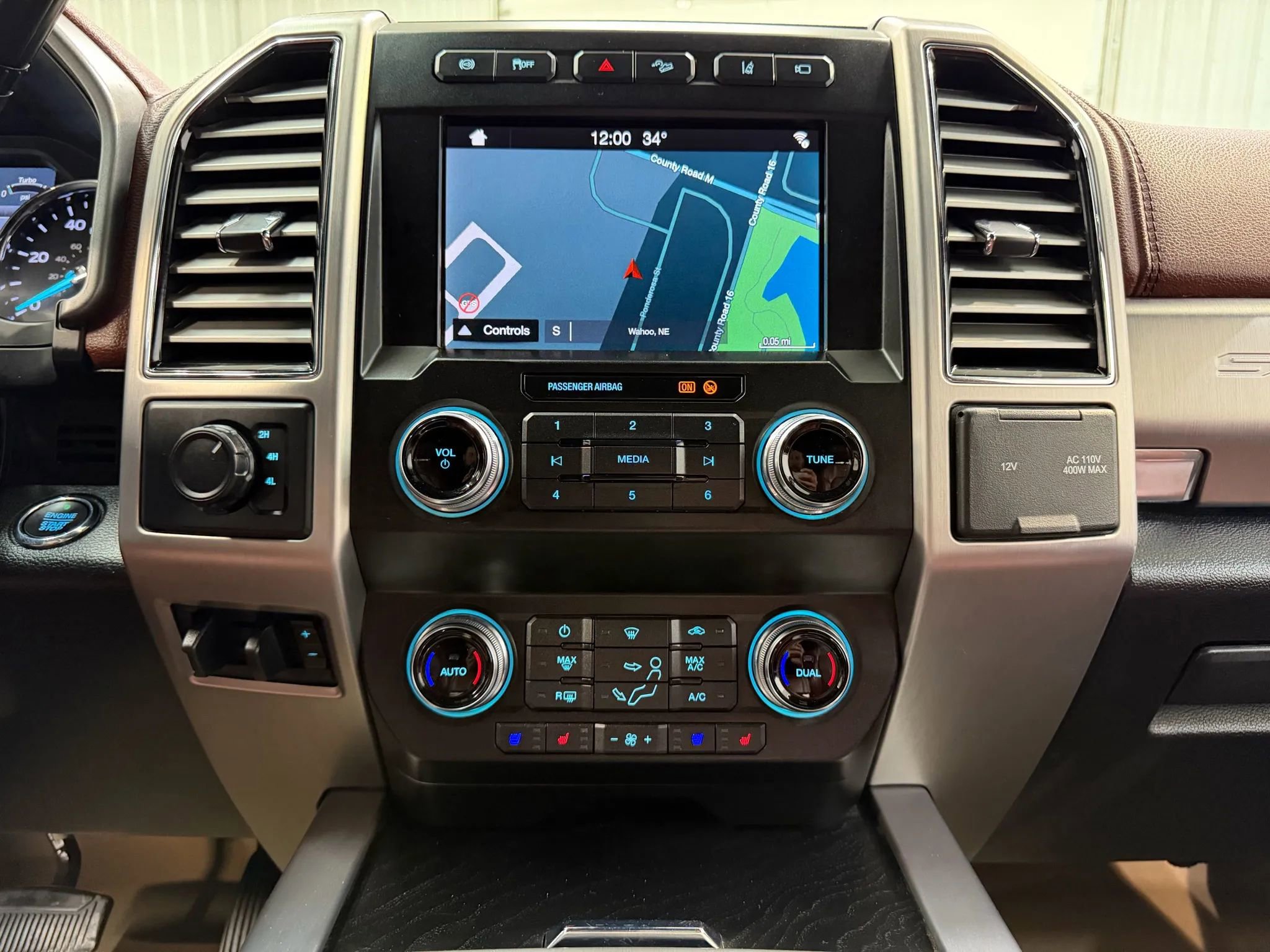 Used 2019 Ford F450 Platinum w/ Platinum Ultimate Package AWD/4WD image 23