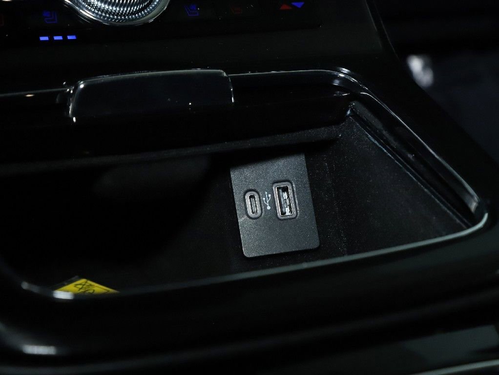 Certified 2023 Lincoln Nautilus Reserve w/ Luxury Package AWD/4WD image 29