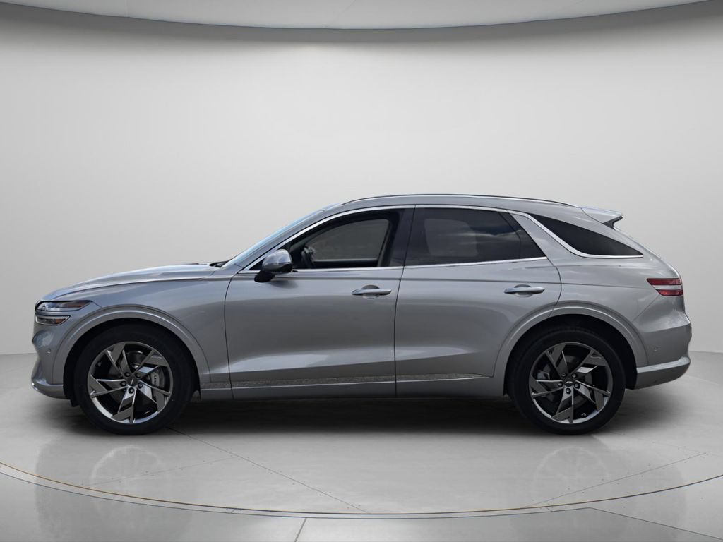Used 2023 Genesis Electrified GV70 AWD/4WD image 3