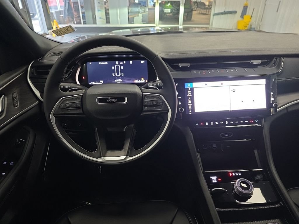 New 2026 Jeep Grand Cherokee L Limited w/ Limited Altitude Package image 20