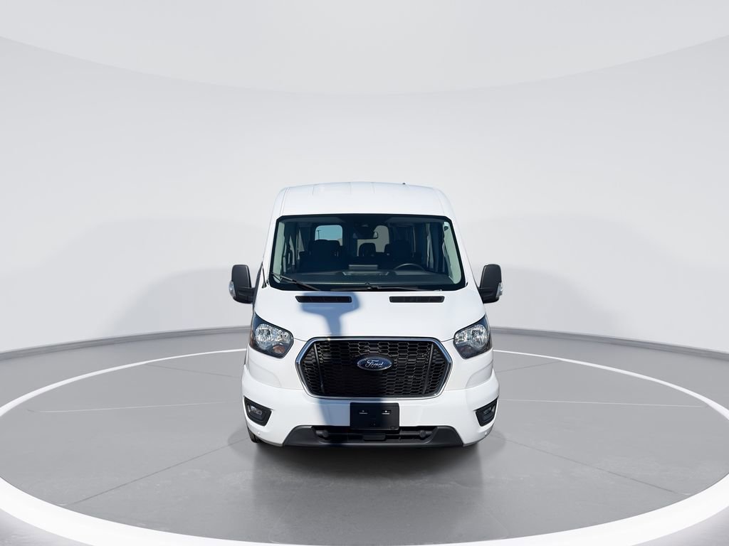 Used 2023 Ford Transit 350 XLT RWD image 3