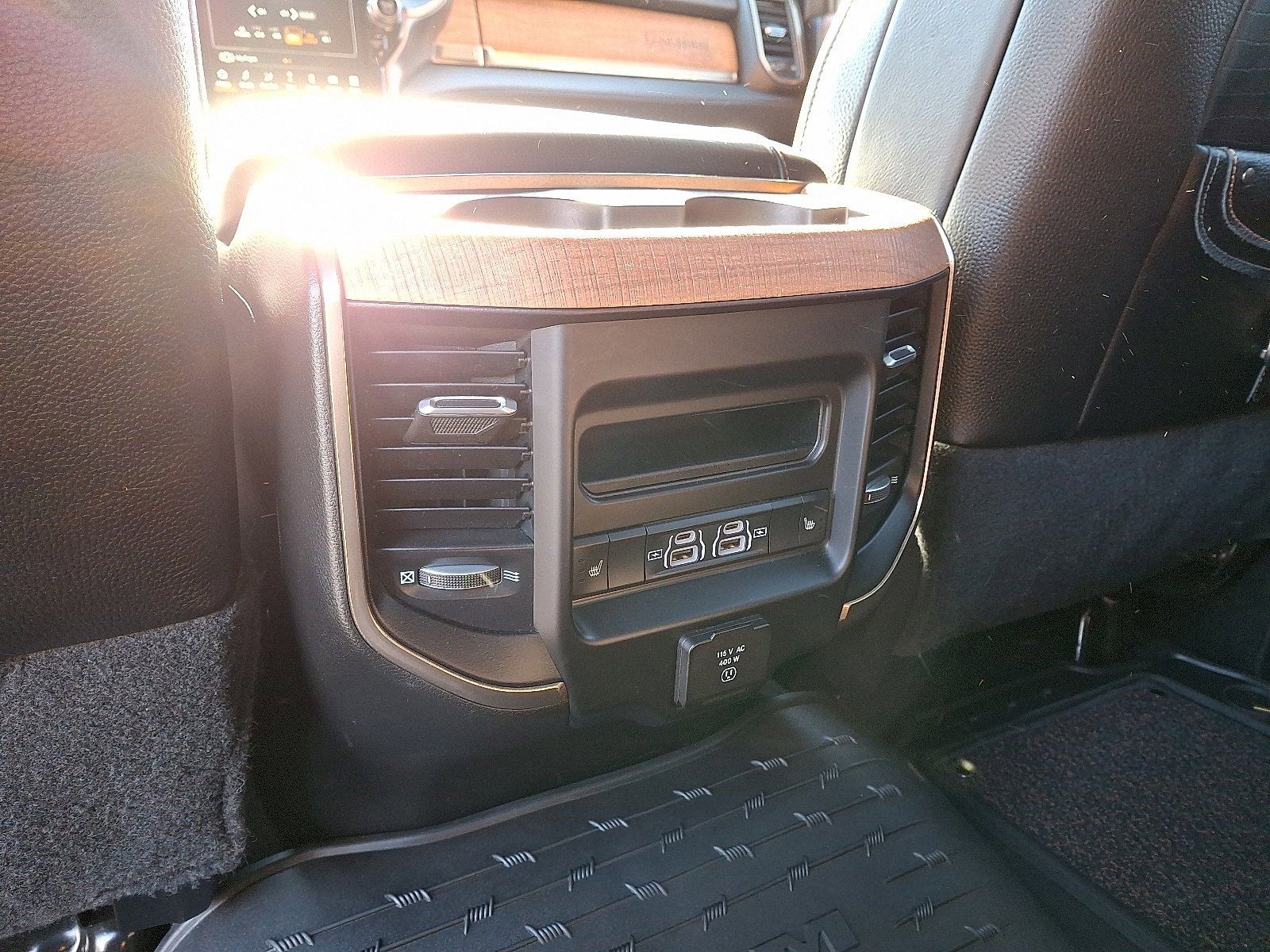 Used 2022 RAM 3500 Limited image 12