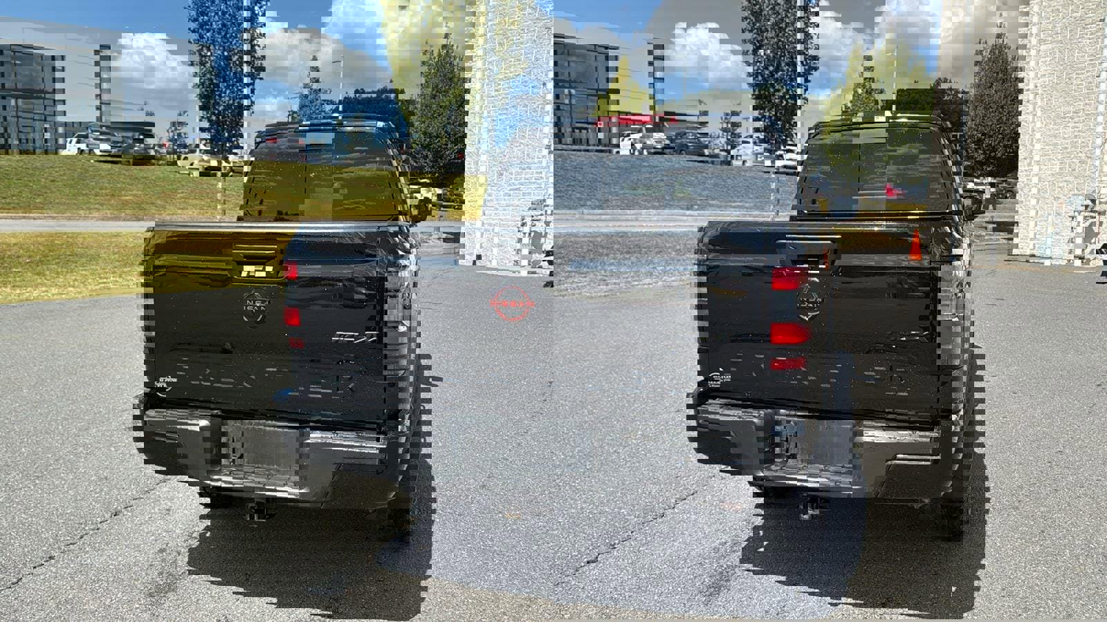 Used 2023 Nissan Frontier PRO-4X w/ Tow Package image 9