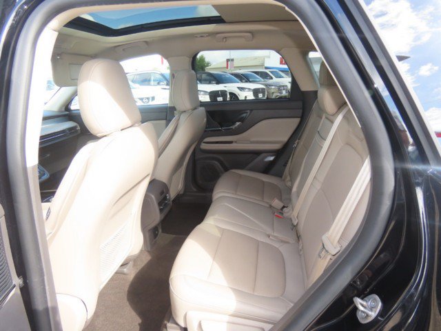 Certified 2022 Lincoln Corsair FWD w/ Premium Package image 19