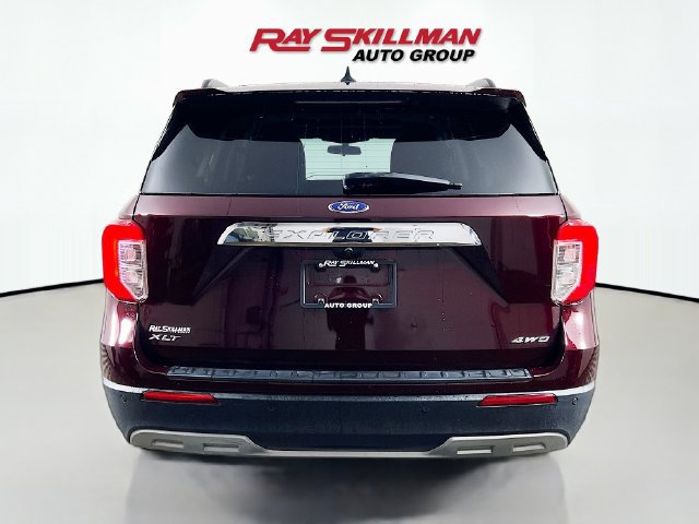 Used 2022 Ford Explorer XLT w/ Equipment Group 202A AWD/4WD image 6