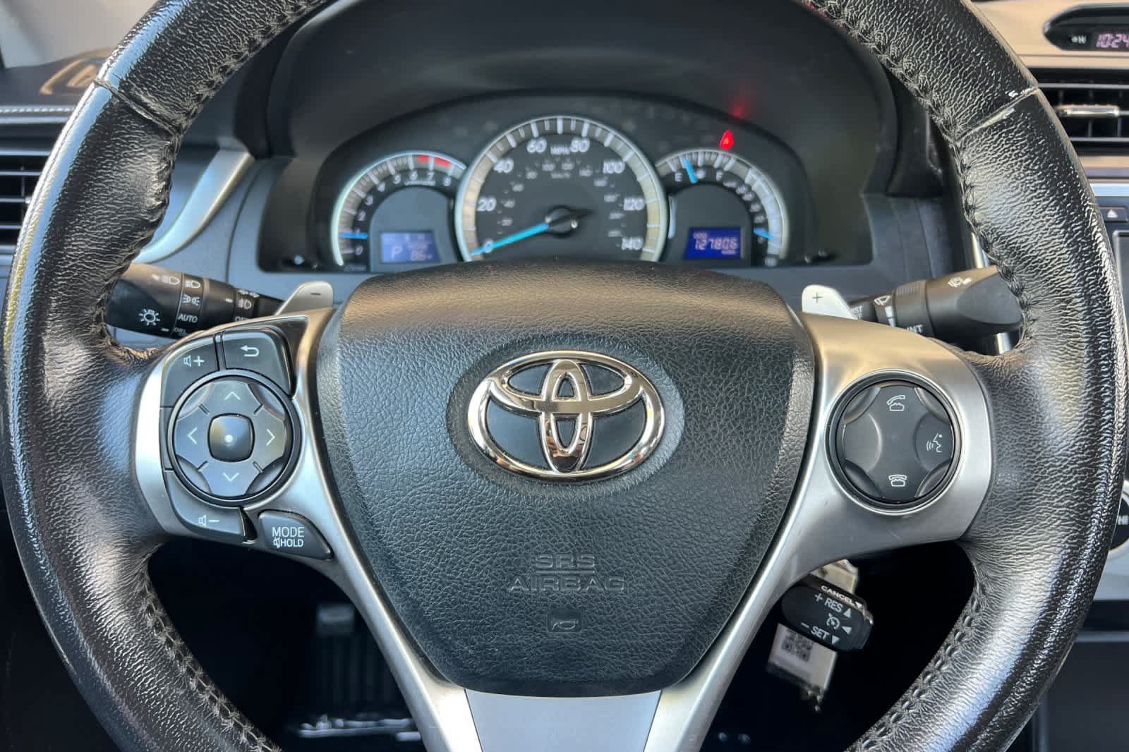 Used 2012 Toyota Camry SE FWD image 22