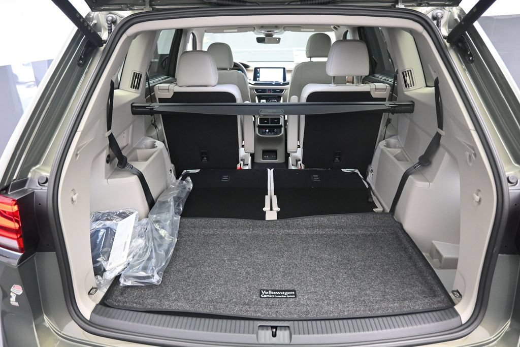 New 2026 Volkswagen Atlas SE FWD image 24