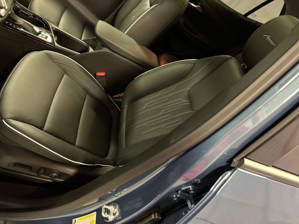 Used 2026 Buick Encore GX Avenir w/ Avenir Technology Package image 12