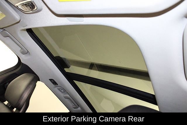 Used 2021 Volvo XC90 T6 Momentum w/ Protection Package Premier image 11