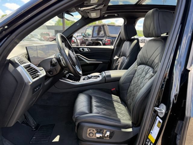 Used 2024 BMW X5 xDrive40i w/ Premium Package AWD/4WD image 16