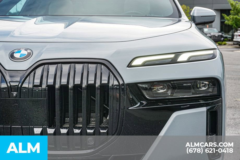 Used 2024 BMW 760i xDrive w/ Premium Package AWD/4WD image 12