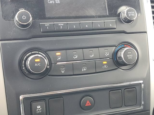 Used 2017 Nissan Titan SV AWD/4WD image 22