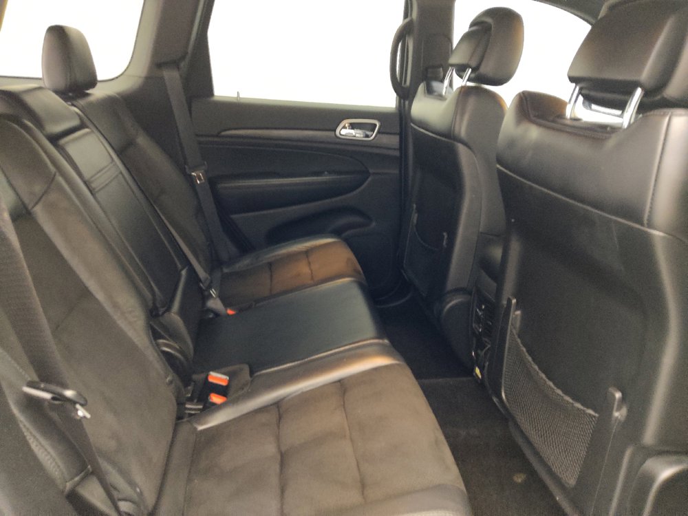Used 2019 Jeep Grand Cherokee Altitude RWD image 19