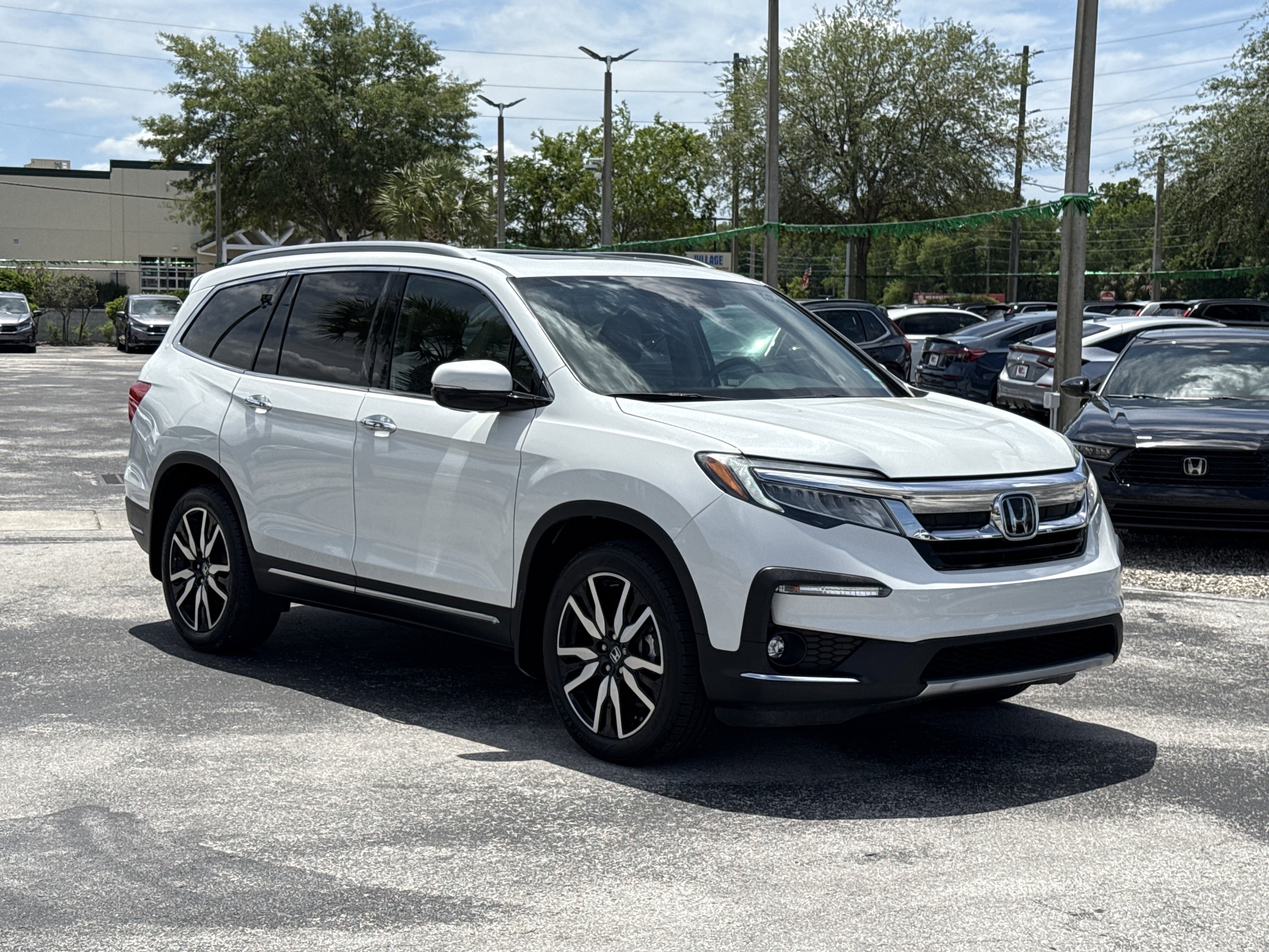 Certified 2020 Honda Pilot Touring image 2