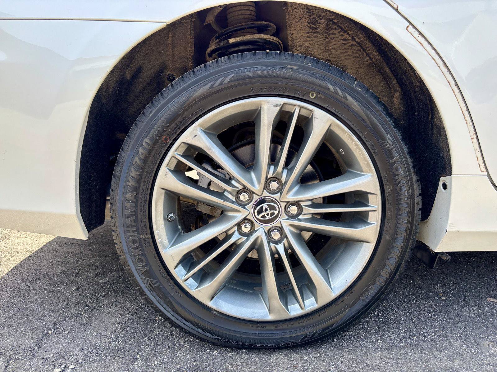 Used 2017 Toyota Camry SE FWD image 35