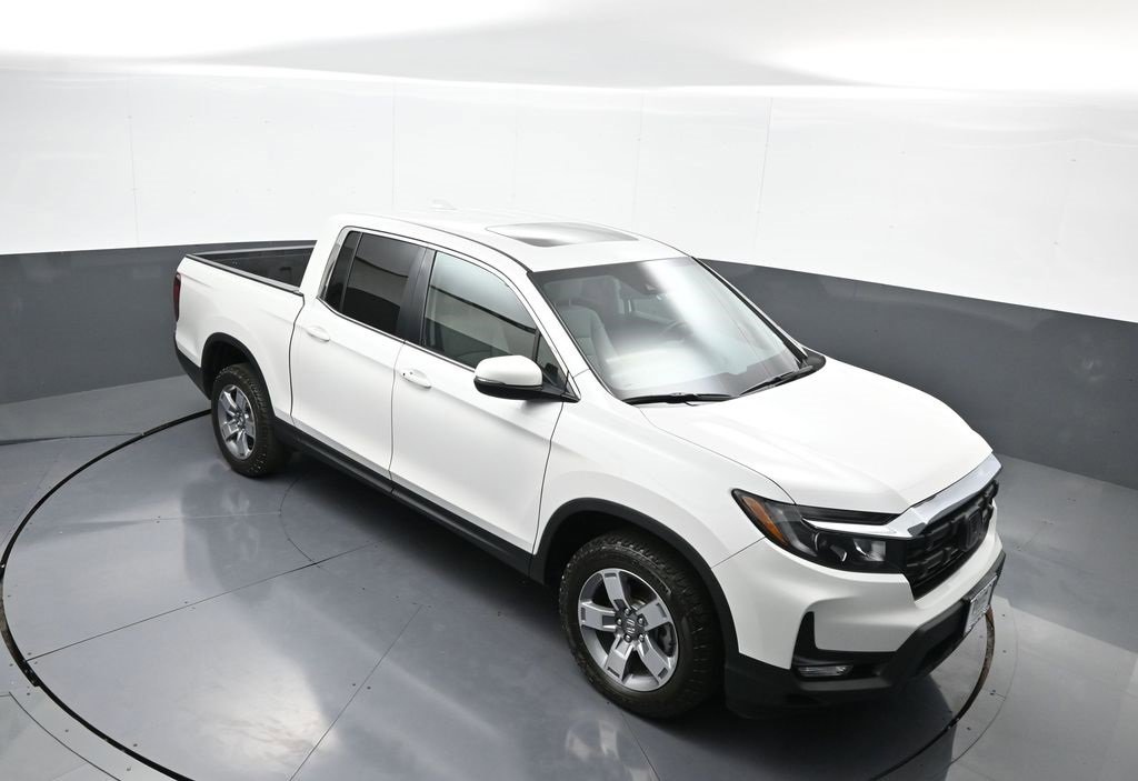 Certified 2025 Honda Ridgeline RTL image 36