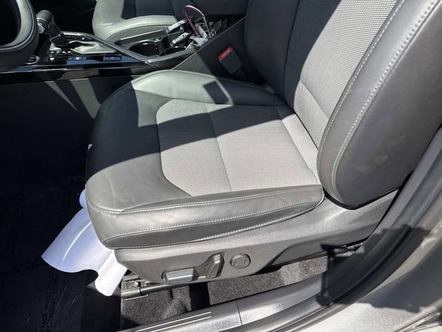 Used 2023 Kia Niro EX Touring FWD image 15