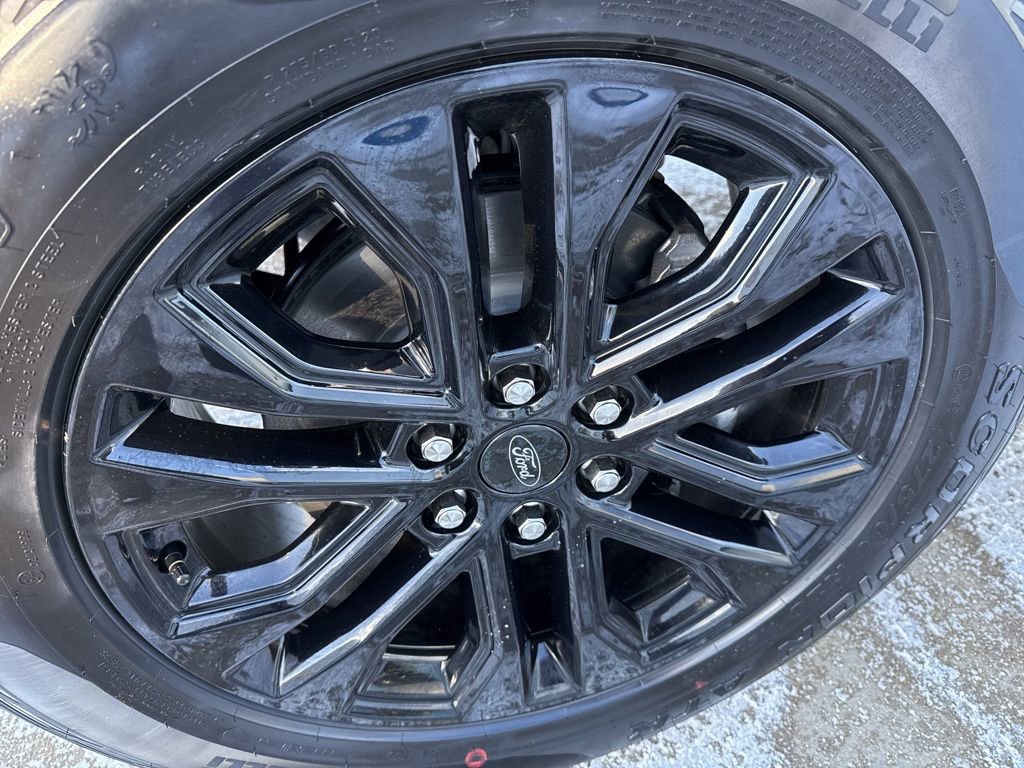 New 2026 Ford F150 XLT w/ Equipment Group 302A MID image 32