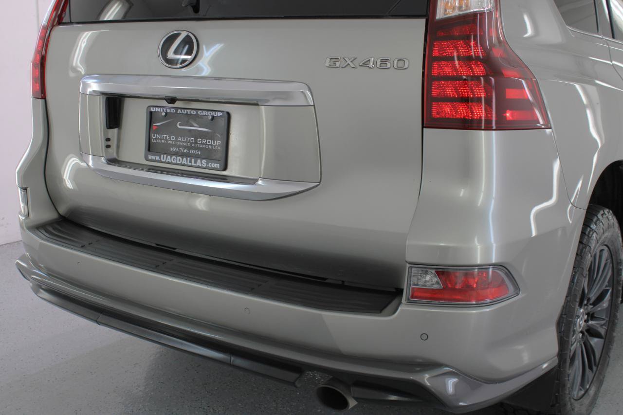 Used 2022 Lexus GX 460 Premium w/ Accessory Package AWD/4WD image 19