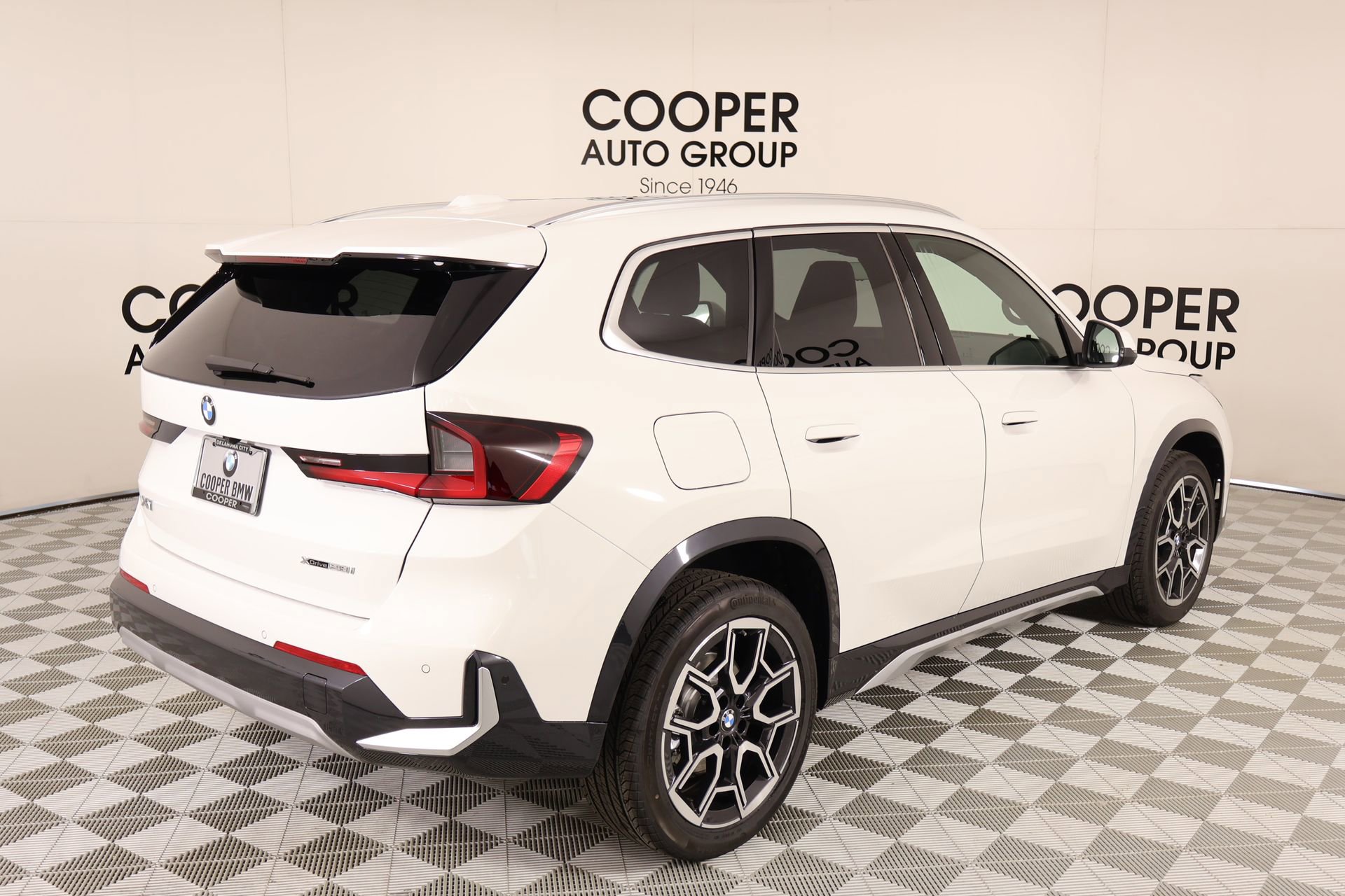 New 2026 BMW X1 xDrive28i w/ Technology Package AWD/4WD image 21