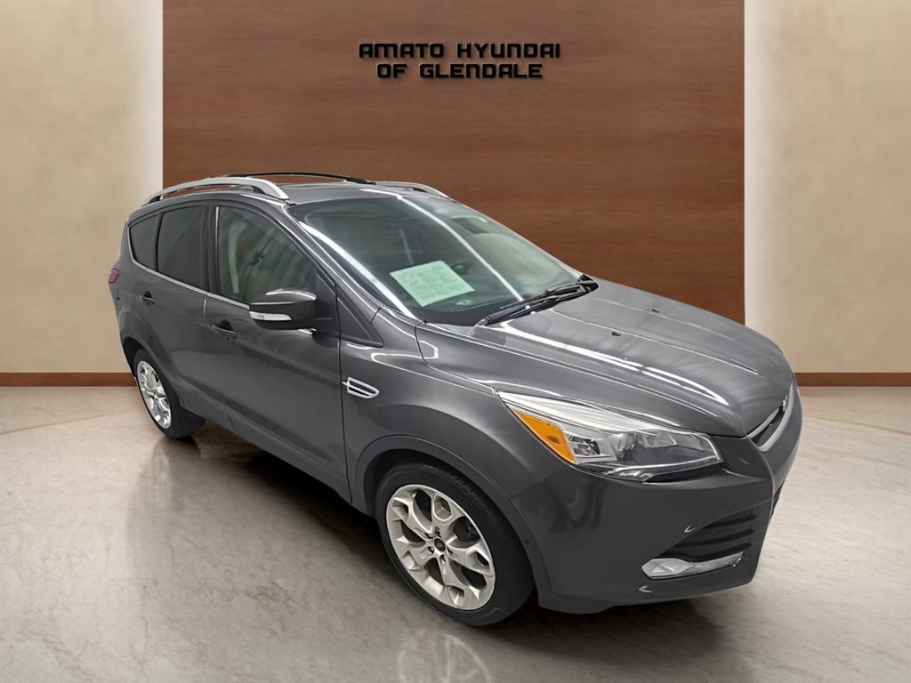 Used 2016 Ford Escape Titanium w/ Equipment Group 301A AWD/4WD image 8