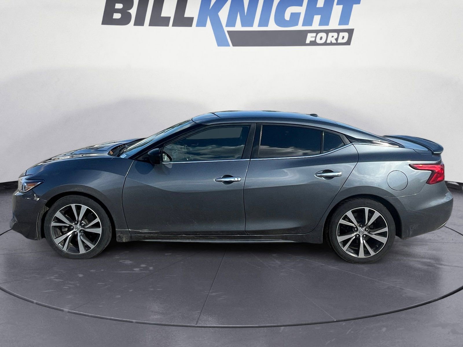 Used 2017 Nissan Maxima 3.5 S image 2