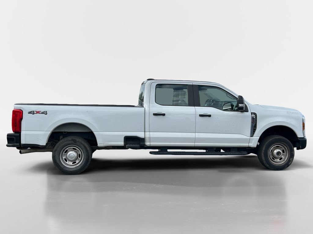 Used 2024 Ford F250 XL AWD/4WD image 6
