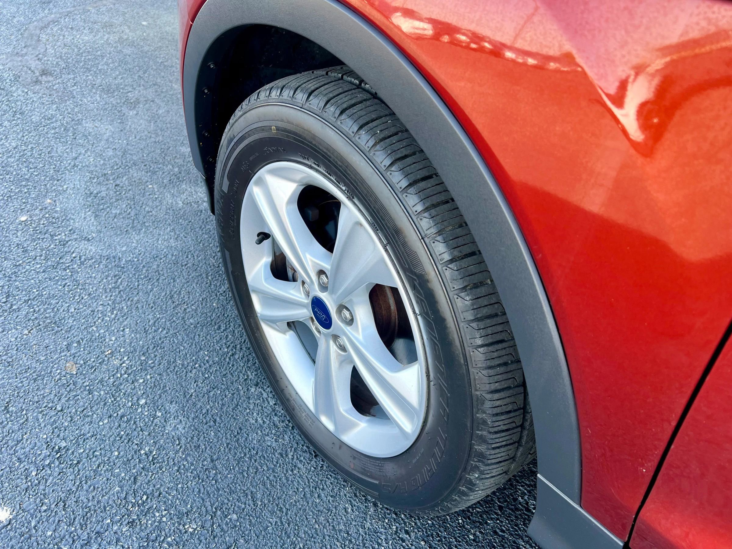 Used 2014 Ford Escape SE image 11