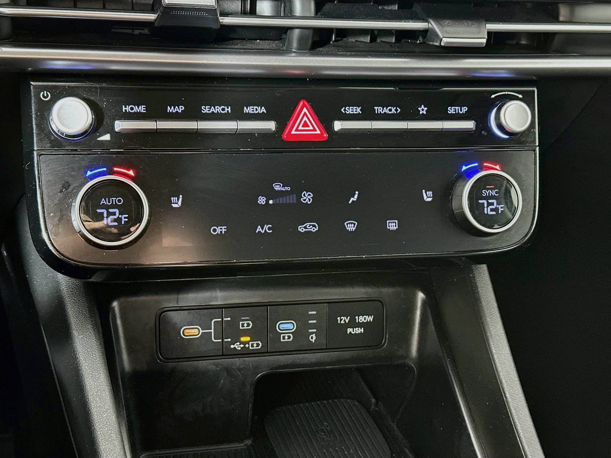 Certified 2025 Hyundai Tucson SEL AWD/4WD image 15