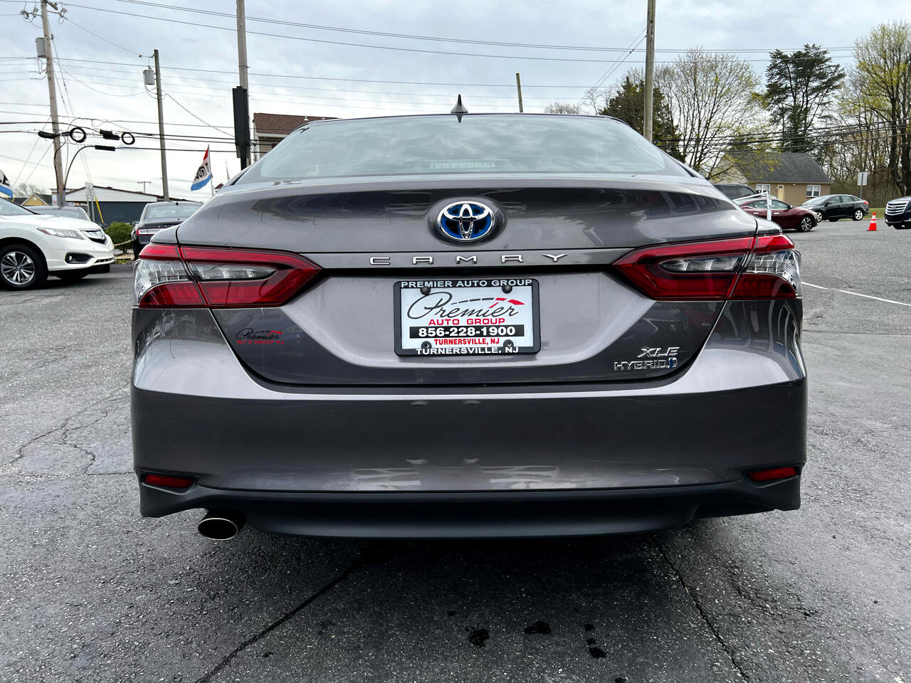Used 2023 Toyota Camry XLE image 6