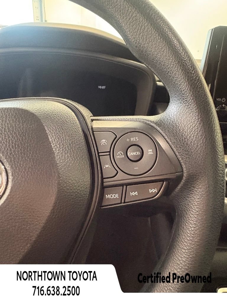Used 2026 Toyota Corolla LE FWD image 12