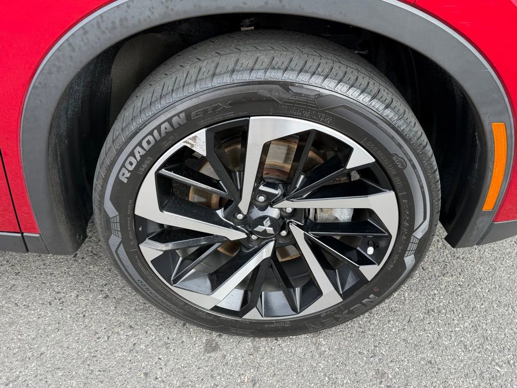 Used 2022 Mitsubishi Outlander ES image 15