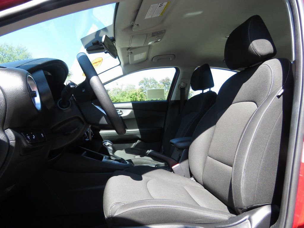 Used 2023 Kia Forte LXS w/ LXS Technology Package image 11