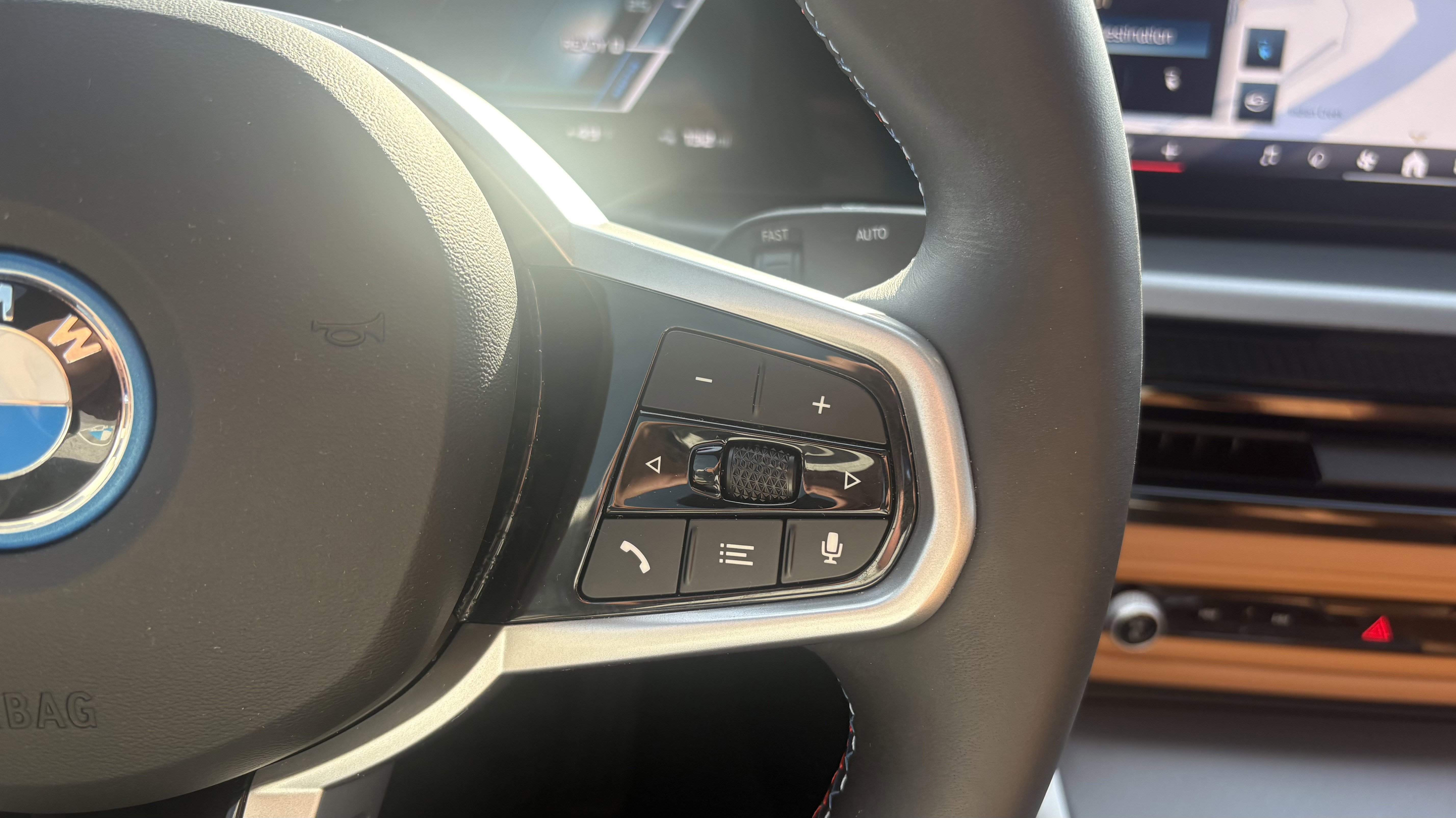 Used 2025 BMW i4 M50 w/ Premium Package image 21