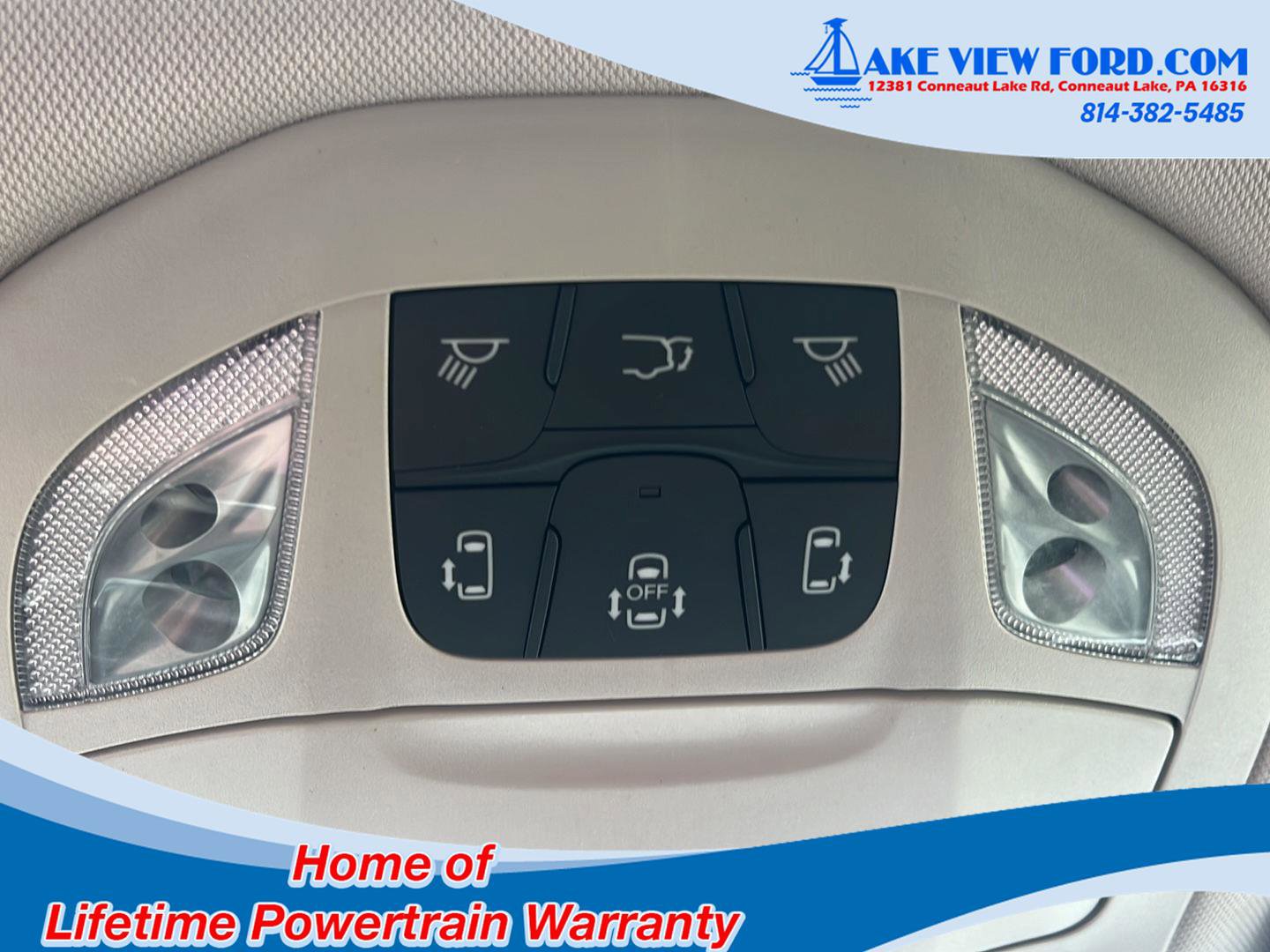 Used 2022 Chrysler Pacifica Limited FWD image 43