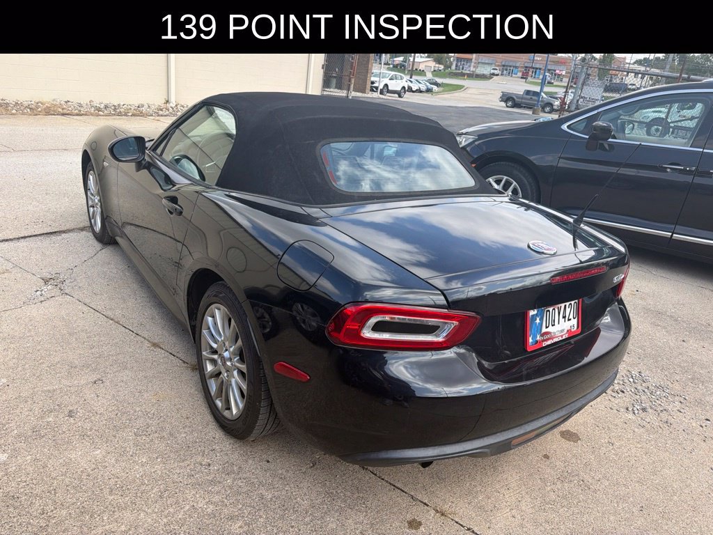 Used 2017 FIAT 124 Spider Classica RWD image 3