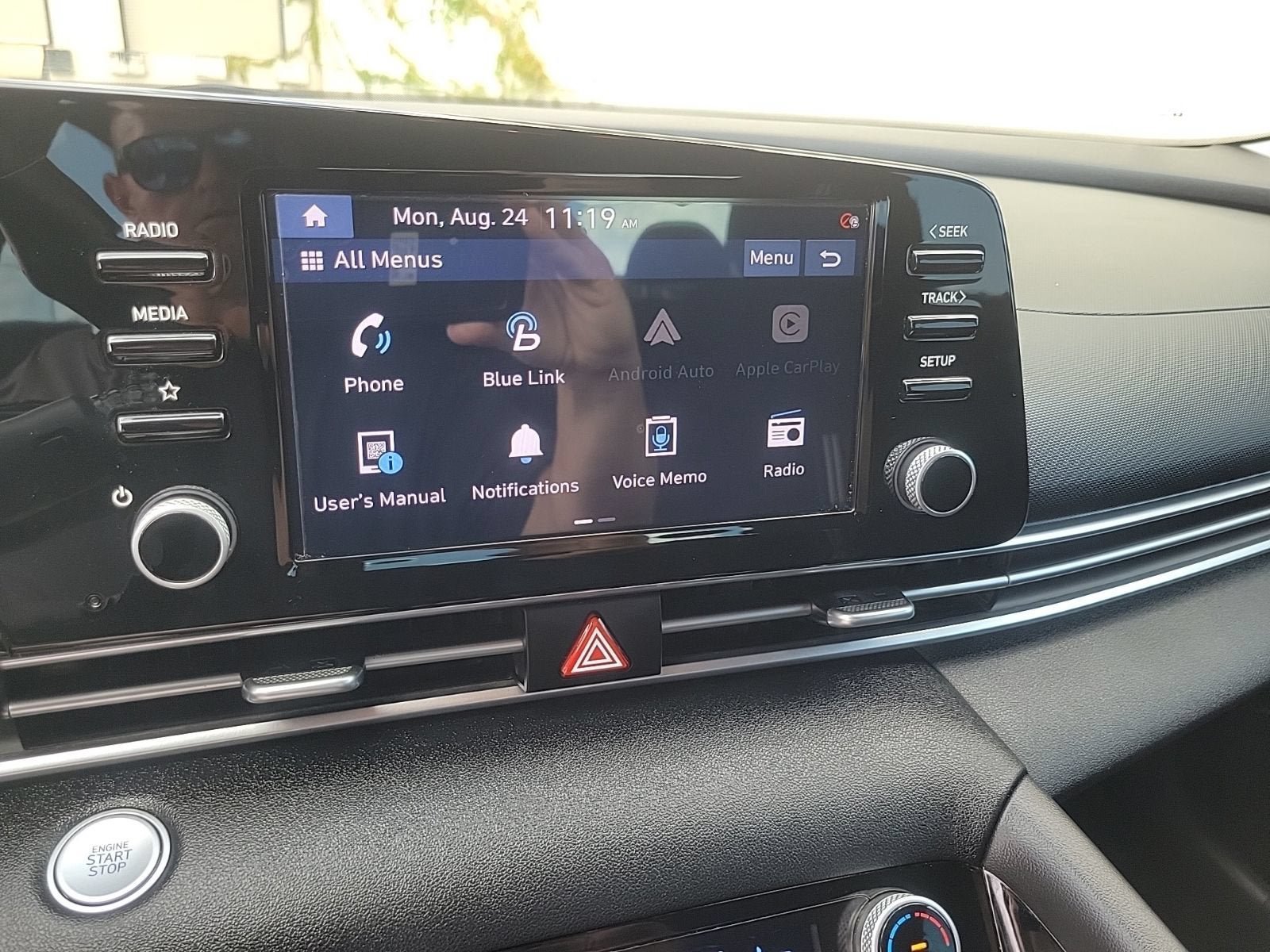 Used 2021 Hyundai Elantra SEL w/ Convenience + Premium Package FWD image 19