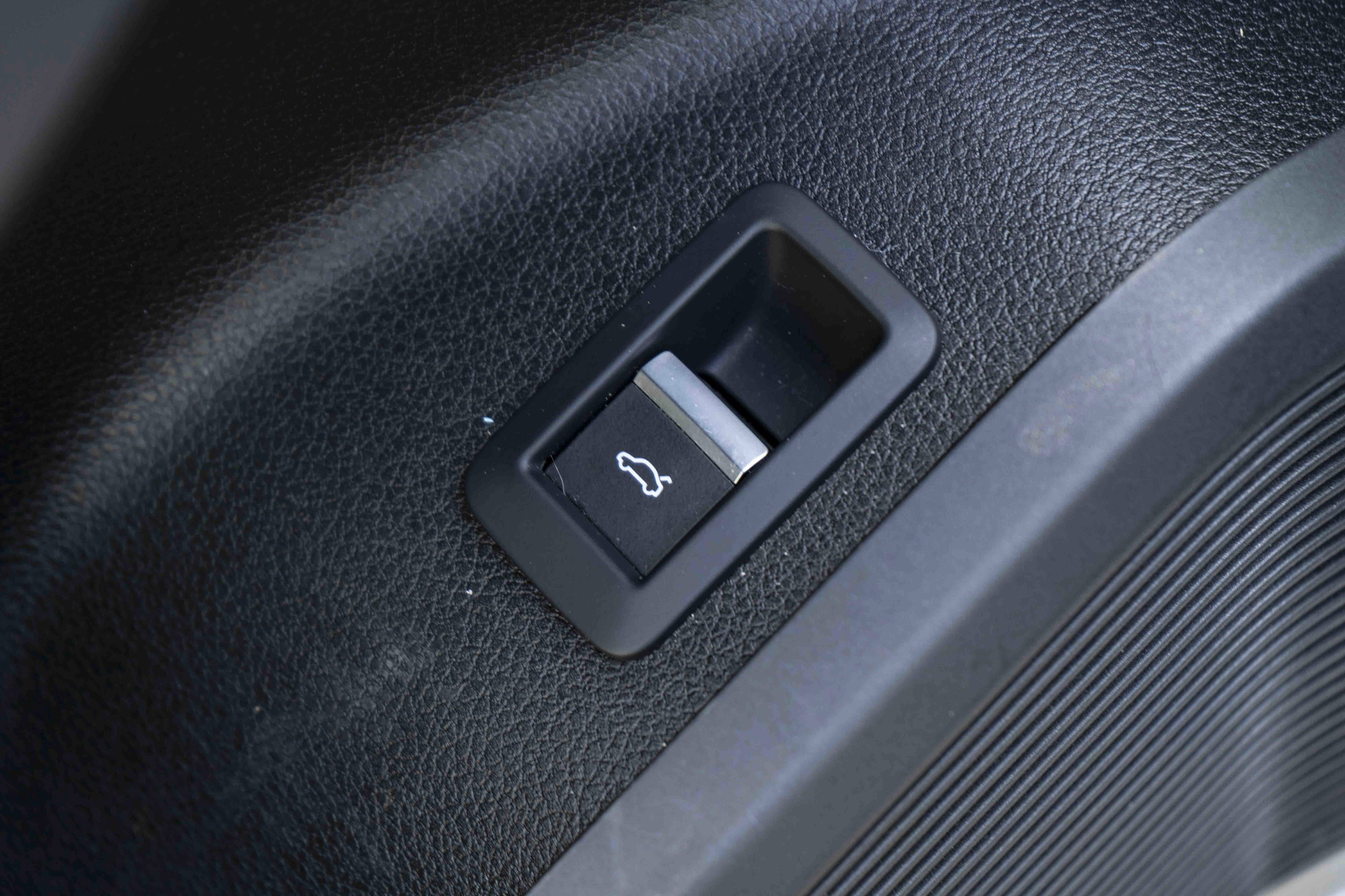 Used 2022 Audi Q5 2.0T Premium Plus image 40