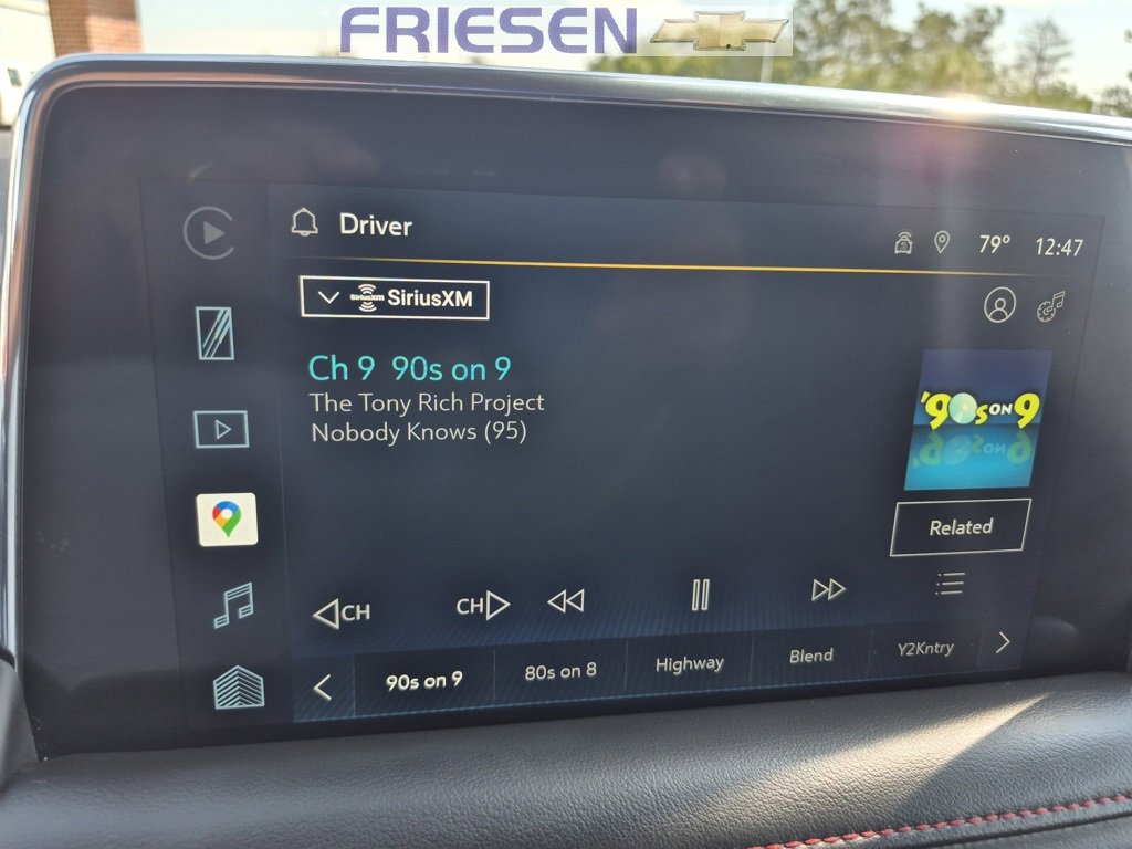 Used 2022 Chevrolet Suburban RST w/ Luxury Package image 25